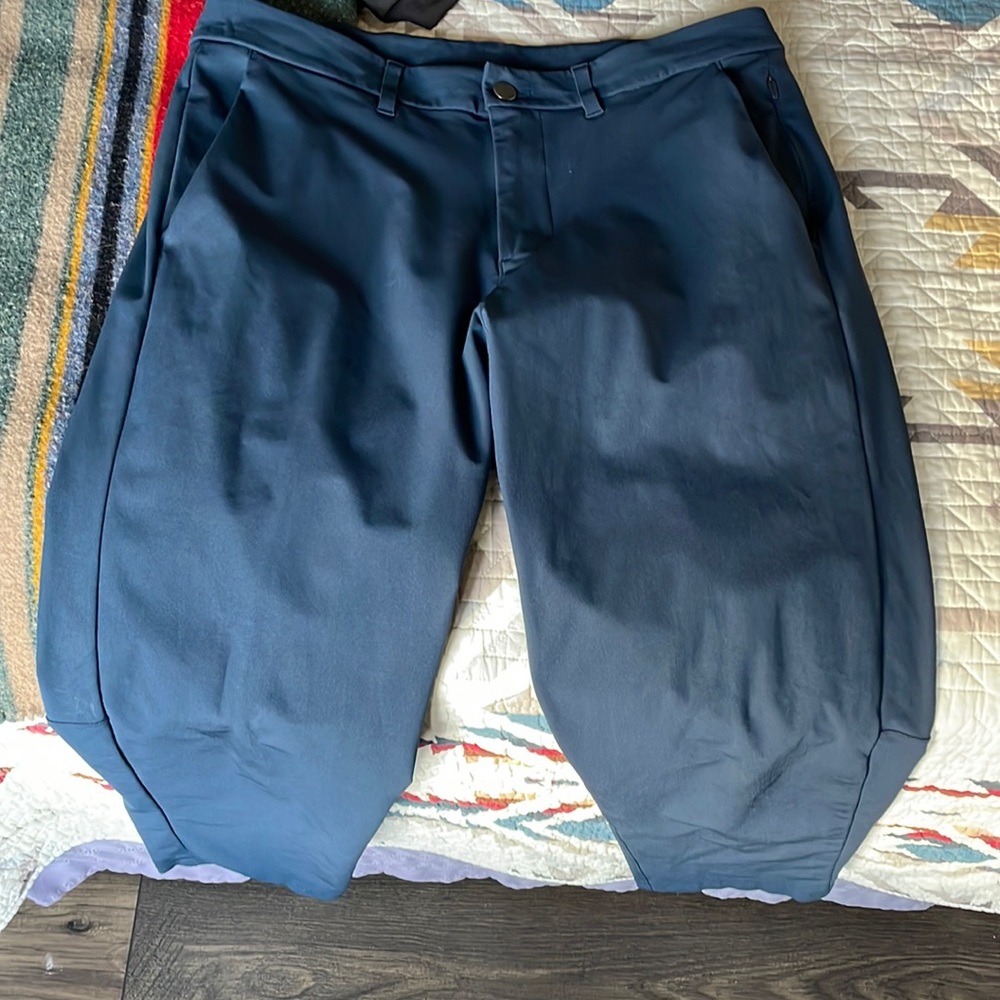 Lululemon ABC pants 32x28